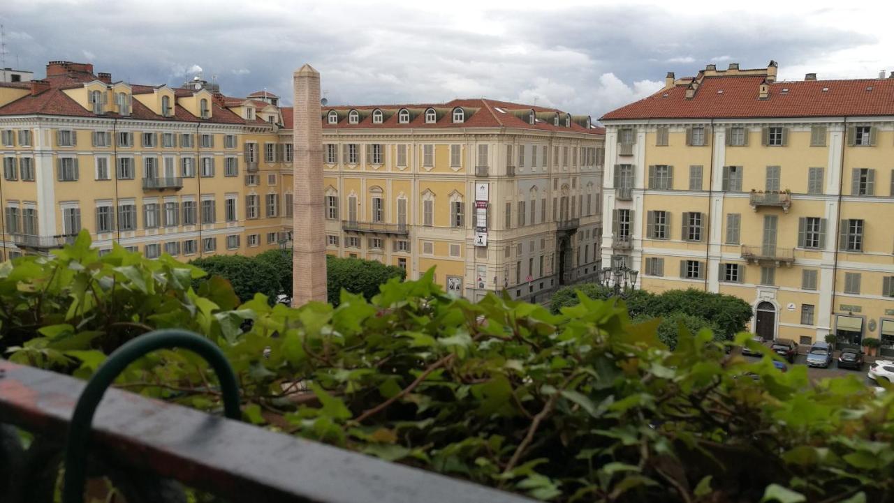 A casa nostra nel centro storico Appartamento Torino Esterno foto